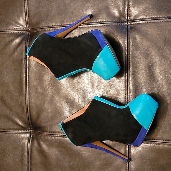 Aldo Shoes - ALDO Bootie!